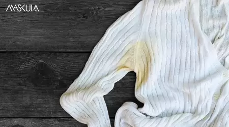 Kesalahan dalam Menggunakan Deodoran yang Bikin Baju Bernoda