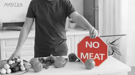 Vegan Tapi Maskulin: Bisa Gak Sih Cowok Dapat Otot Tanpa Makan Daging?